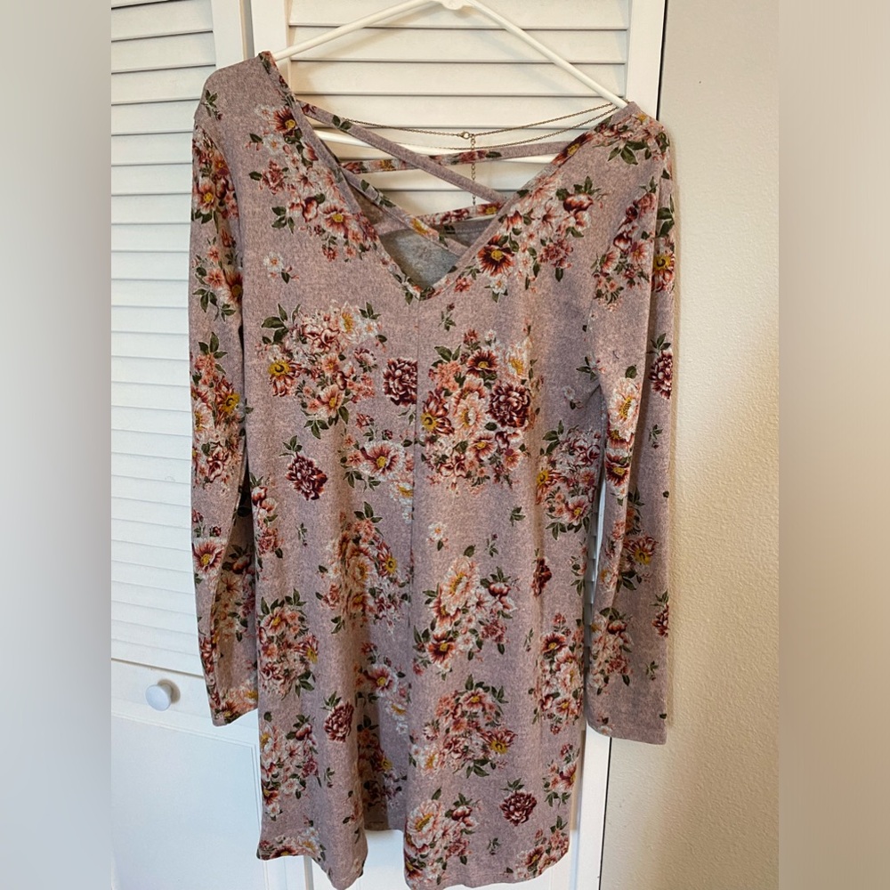 Violet long sleeved short dress